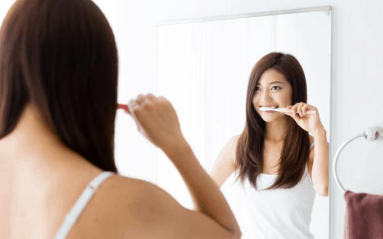 ve_sinh_rang_mieng_kem