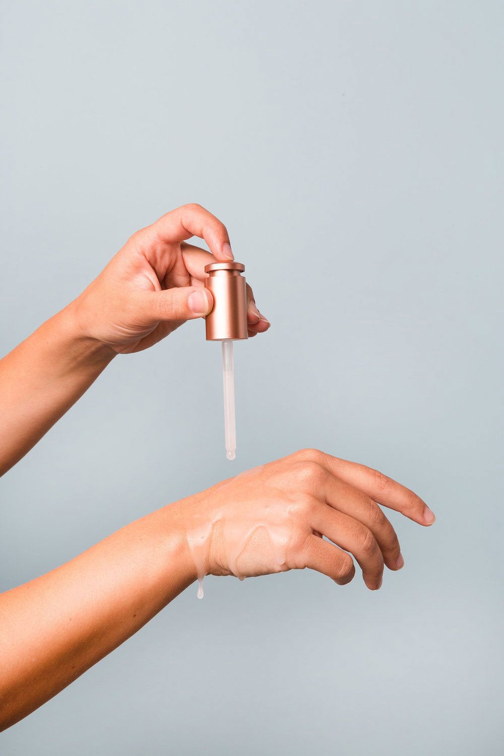 Serum thường có rất nhiều dưỡng chất tốt cho da
