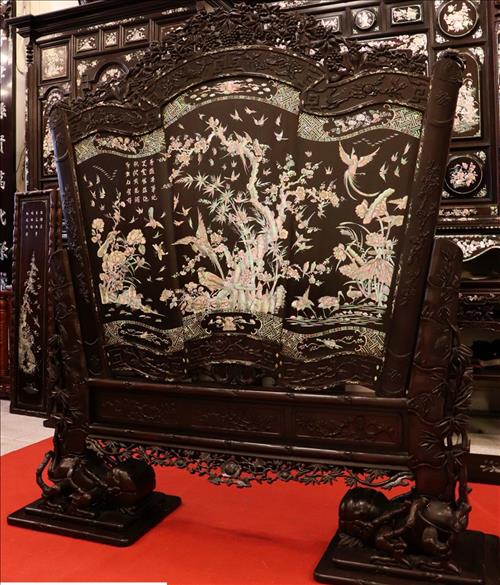 Bình phong trong nhà vua