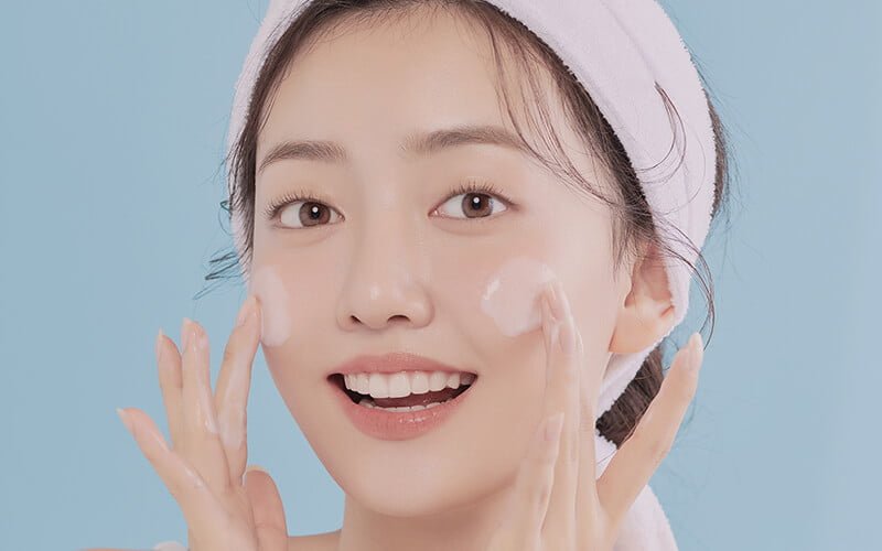 Hãy rửa mặt đúng cách để ngăn ngừa lão hóa