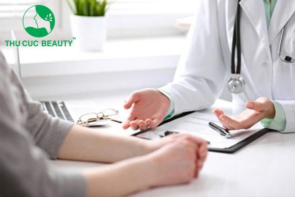 tái khám theo lịch với bác sĩ