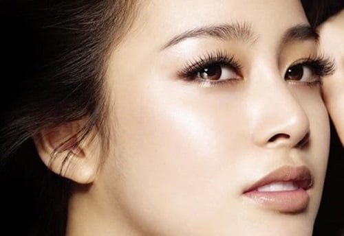 Nhin ra tuong phu nu duoc phuc khi bao boc