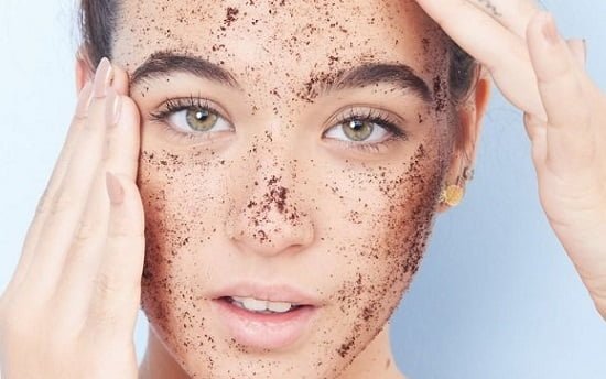 Tẩy tế bào chết để da tái tạo tốt hơn