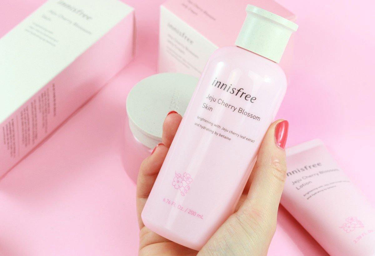 Nước hoa hồng Innisfree Cherry Blossom