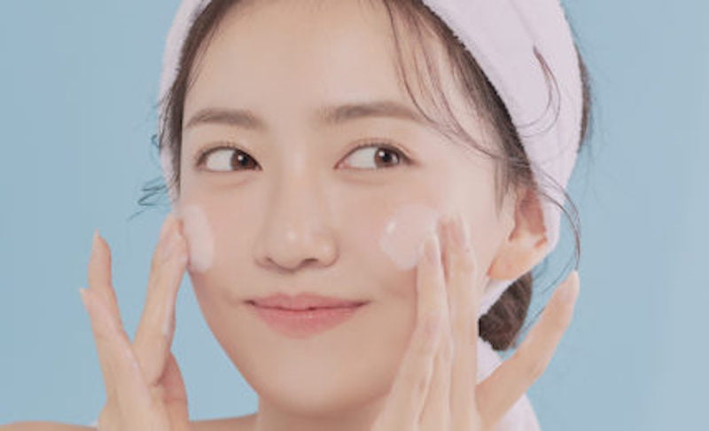 Làm sạch da nhẹ nhàng