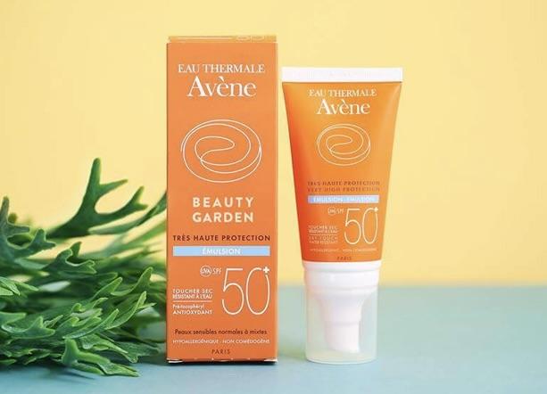 Kem chống nắng cho da khô Avene