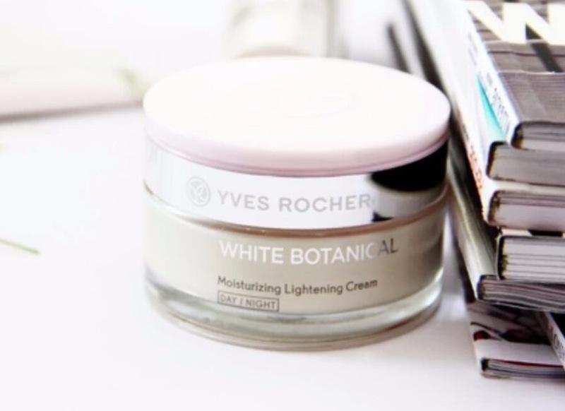 Yves Rocher White Botanical Moisturizing Lightening Cream Day & Night