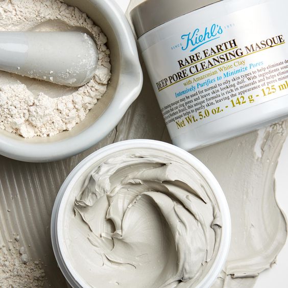 Sản phẩm trị sợi bã nhờn Kiehl's Rare Earth Deep Pore Cleansing Amazonian White Clay Mask