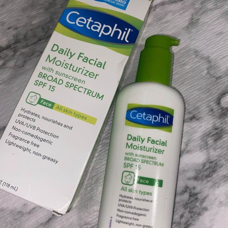 Cetaphil Daily Facial Moisturizer SPF 15