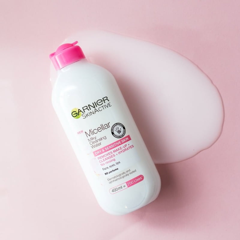 Nước tẩy trang không cồn Garnier Micellar Milky