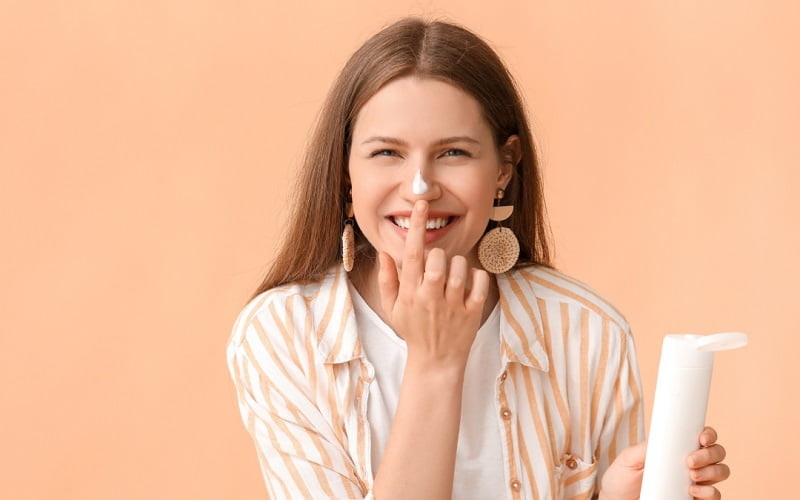 Bạn đã biết cách dùng kem chống nắng đúng chuẩn chưa?