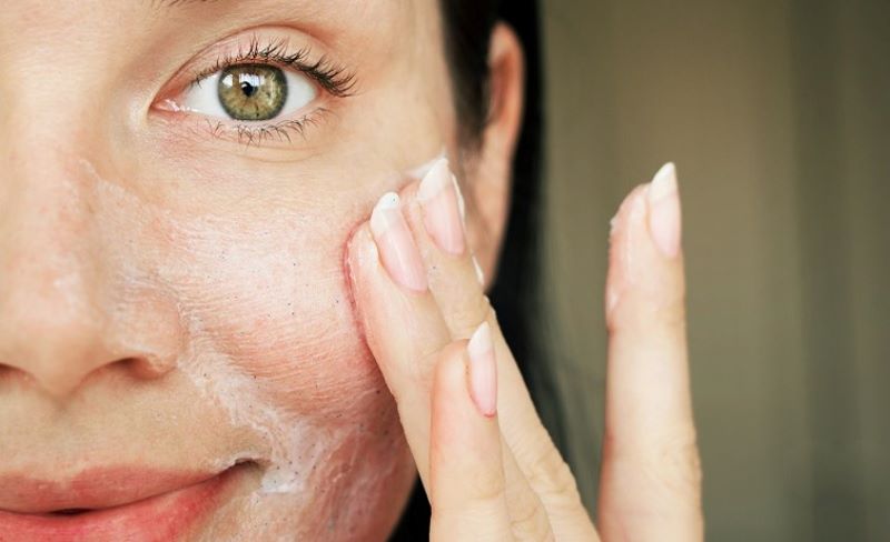 Nhũ hóa giúp làm sạch sâu hơn cho da