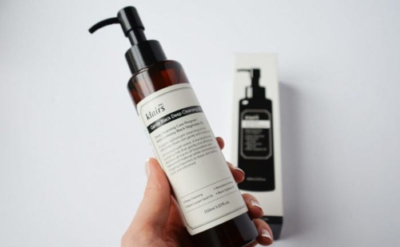 Dầu tẩy trang cho da dầu mụn Klairs Gentle Black Deep Cleansing Oil