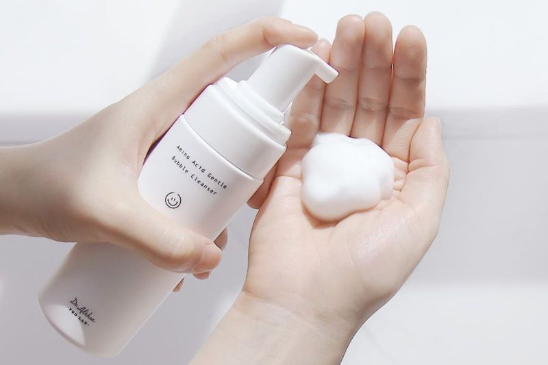 Sữa rửa mặt tạo bọt là gì?