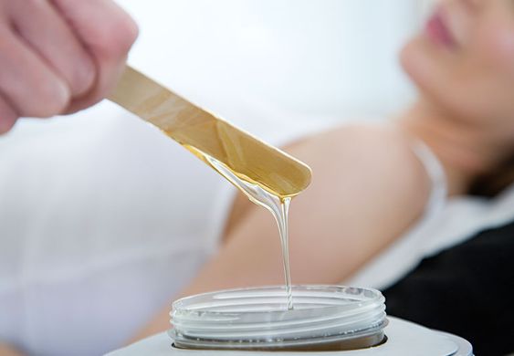 Wax lông cũng là nguyên nhân gây viêm nang lông