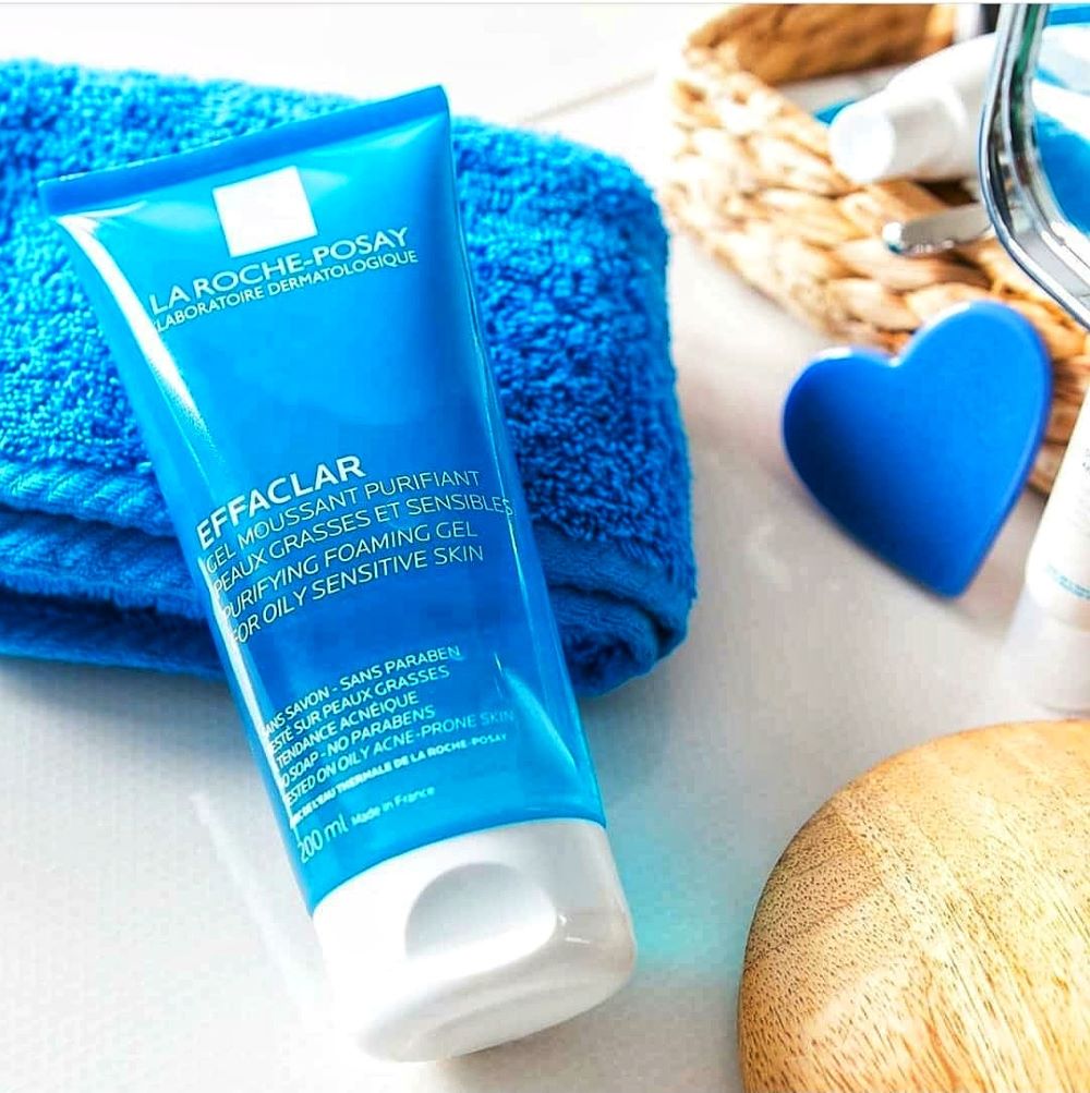 La Roche-Posay Purifying Foaming Gel dù dịu nhẹ vẫn có khả năng làm sạch sâu