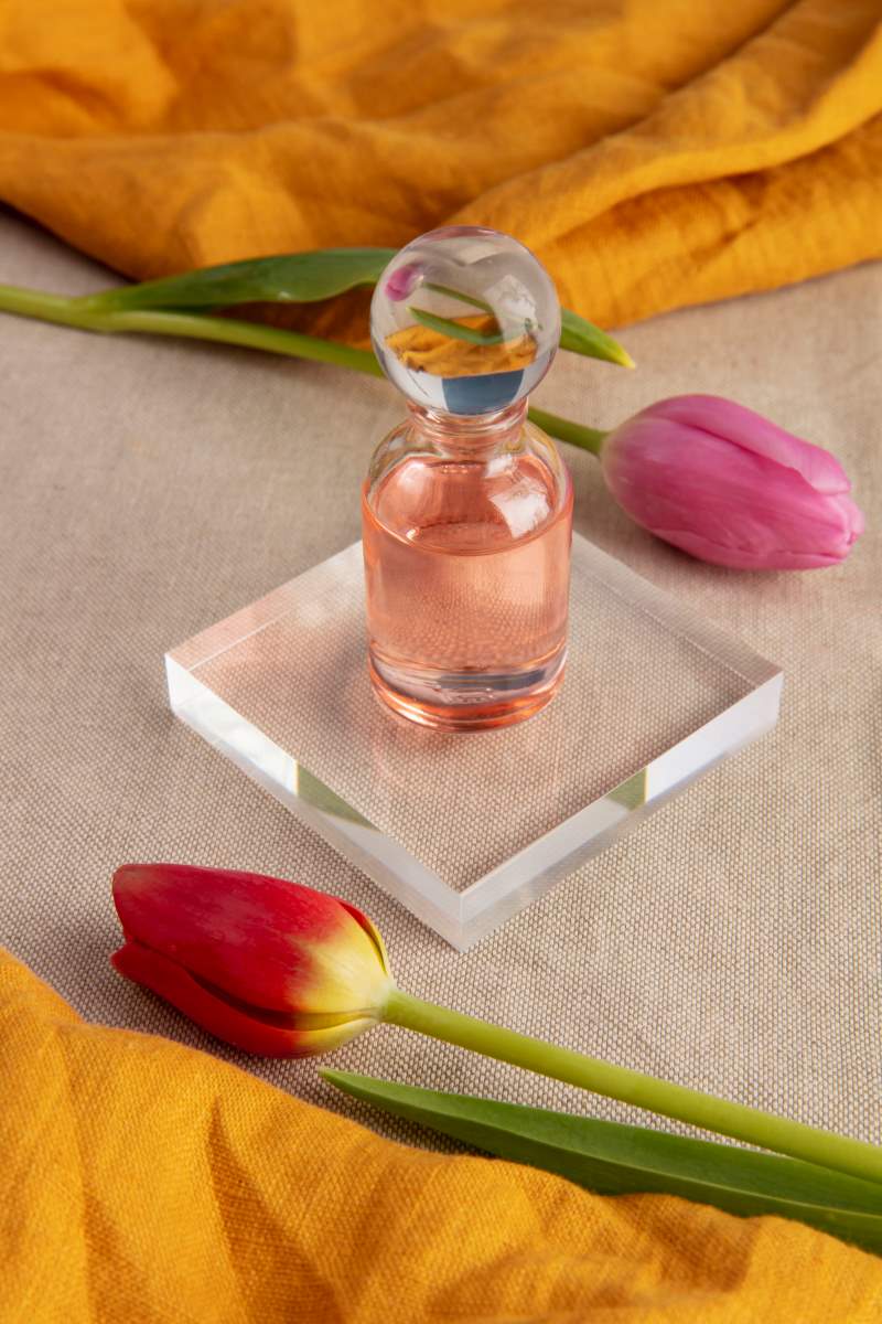 word-image-89 Vì sao nên dùng nước hoa hồng