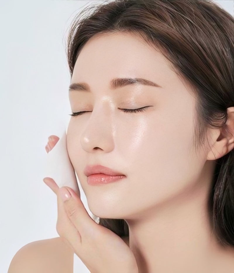 Cách sử dụng nước tẩy trang hiệu quả