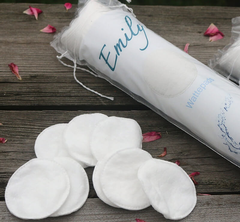 Bông tẩy trang cho HSSV Emily