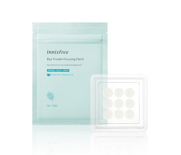 Miếng dán trị mụn có chiết xuất từ hạt Bija kháng viêm và làm dịu các đốm mụn