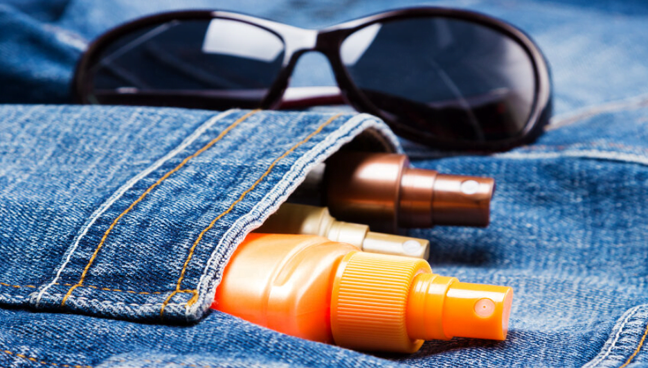 Review các loại kem chống nắng - Chống nắng dạng xịt được ưa chuộng.